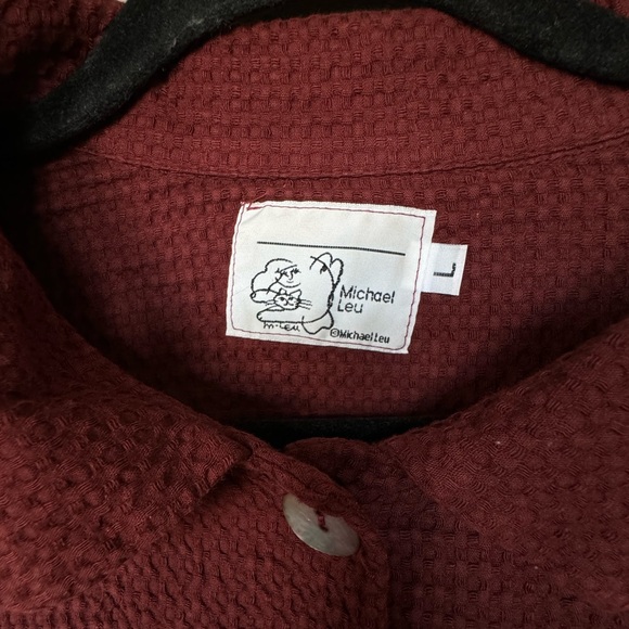 Micheal Leu Button Down Top Red Maroon Women’s Size L Collared Long Sleeve Shirt - Picture 4 of 9